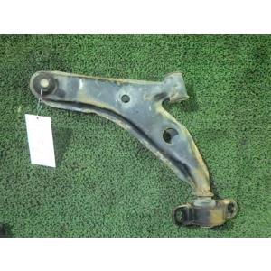プレオ GD-RV1 左フロントロアアーム 821  中古