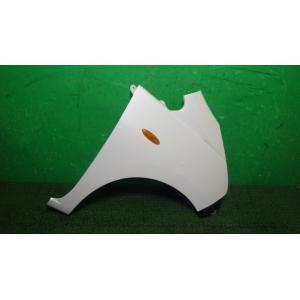 ムーヴ DBA-LA100S 右フロントフェンダー W24   53811-B2290 中古