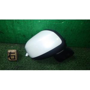 ムーヴ DBA-LA100S 右サイドミラー W24   87910-B2C80 中古