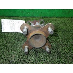 ルクラ DBA-L455F リアハブ W24