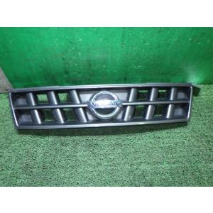 エクストレイル DBA-T31 ラジエータグリル    62310-1A30B 中古