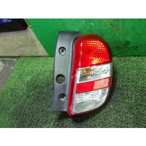 マーチ DBA-K13 右テールランプ  T001 26550-1HM0C 中古