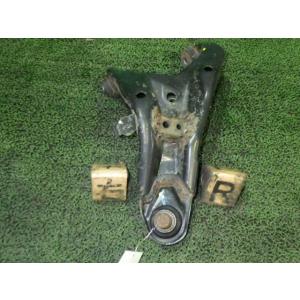 インプレッサ DBA-GP7 右Rアッパアーム 37J