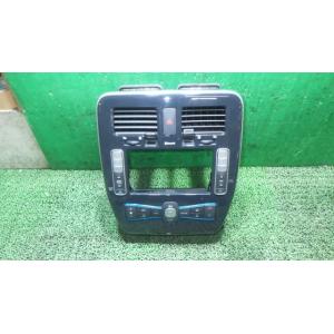 リーフ ZAA-ZE0 オーディオパネル  68261-3NA0A 中古