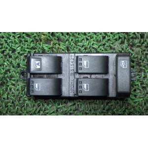 タントエグゼ DBA-L455S パワーウインドウスイッチ   84820-B2350 中古