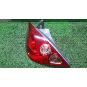 ティーダ DBA-C11 左テールランプ STANLEY P4086 26555-ED025 中古