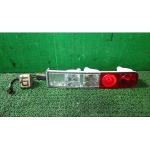 キューブ DBA-YZ11 右テールランプ ICHIKOH D015 26550-4V00A 中古