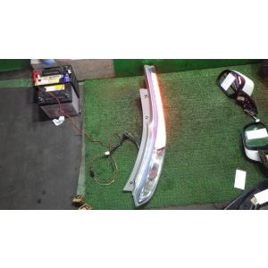 リーフ ZAA-ZE0 右テールランプ ICHIKO D091 26550-3NA4B 中古