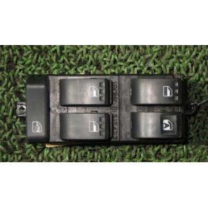 タントエグゼ DBA-L455S パワーウインドウスイッチ   84820-B2350 中古