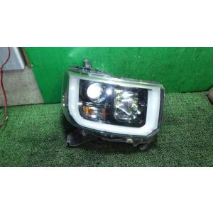 ウェイク DBA-LA700S 右ヘッドランプ スタンレー W2664 中古