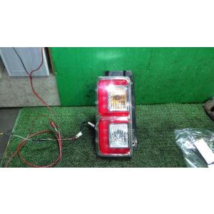 ウェイク DBA-LA700S 左テールランプ トウカイ 20518 中古
