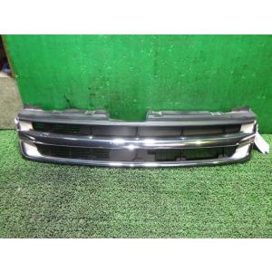 ムーヴ DBA-LA100S ラジエータグリル    中古