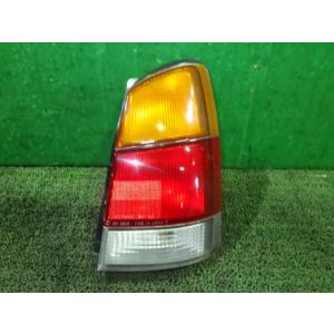 プレオ GF-RA1 右テールランプ  OEW R26051中古