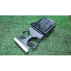 タントエグゼ DBA-L455S ドリンクホルダー   55620-B2010-E0 中古