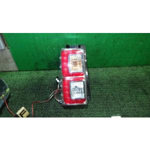ウェイク DBA-LA700S 左テールランプ トウカイ 20518 中古