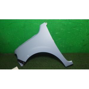 ミラココア DBA-L675S 左フロントフェンダー B69   53812-B2550 中古
