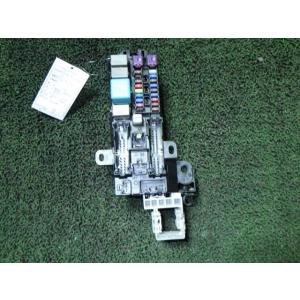 タントエグゼ DBA-L455S ヒューズボックス  89221-B2090 中古