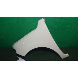 ミラココア DBA-L675S 左フロントフェンダー T19   53812-B2550 中古