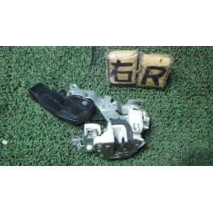 タント UA-L350S 右リアドアロックソレノイド   69305-B2030 中古