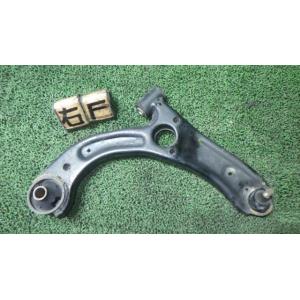 タント DBA-L375S 右フロントロアアーム   48068-B2040 中古