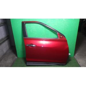 キックス 6AA-P15 右フロントドア NAH    中古