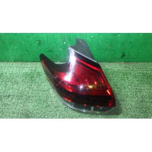 キックス 6AA-RP15 左テールランプ ICHIKOH D262  中古