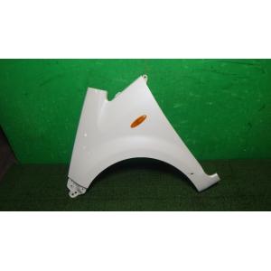 ムーヴ DBA-L175S 左フロントフェンダー W24   53812-B2310 中古