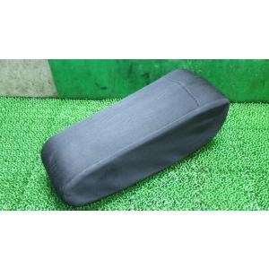 ルクラ DBA-L455F アームレスト   72810-B2570-E1 中古