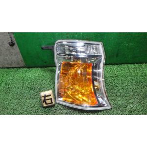 キャラバン CBF-VRE25 右クリアランスランプ KOITO 210-24880 26110-V...