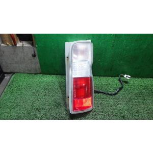 キャラバン CBF-VRE25 右テールランプ ICHIKO 4922 26550-VW025 中古