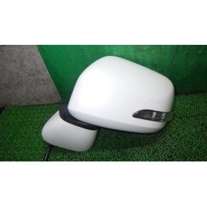 ムーヴコンテ DBA-L575S 左サイドミラー W24   87940-B2B30 中古