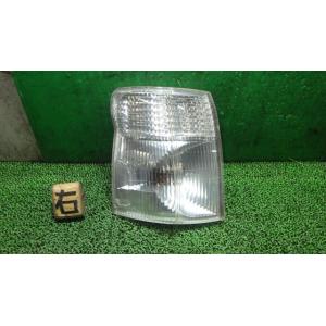 キャラバン KG-VWE25 右クリアランスランプ KOITO 210-24774 26110-VW...