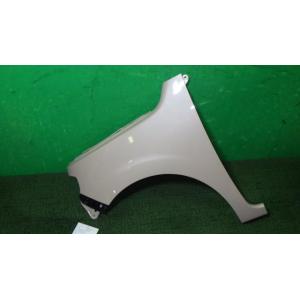 ミラココア DBA-L675S 左フロントフェンダー T24   53812-B2550 中古