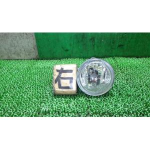 タントエグゼ DBA-L455S 右フォグランプ STANLEY  81210-B2420 中古