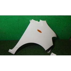 タントエグゼ DBA-L455S 右フロントフェンダー W24   53811-B2590 中古