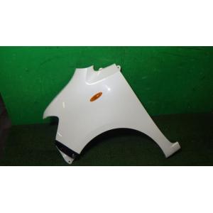 タントエグゼ DBA-L455S 左フロントフェンダー W24   53812-B2570 中古