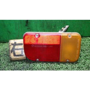 サンバー V-KS4 右テールランプ OEW R2082  84201TA040 中古