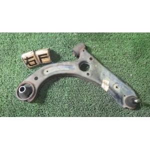 タントエグゼ DBA-L455S 右フロントロアアーム   48068-B2041 中古