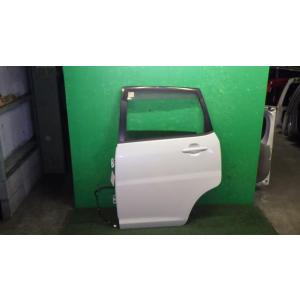 ムーヴ DBA-L175S 左リアドア W24   67004-B2090 中古