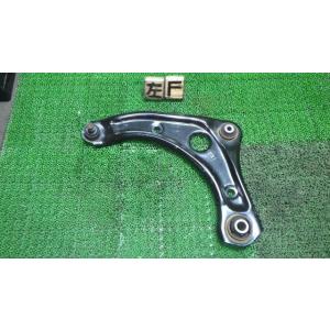ノート DBA-E12 左フロントロアアーム   54501-3VA1A 中古