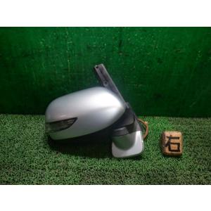 ステラ DBA-RN1 右サイドミラー 01G   91029KJ000 中古
