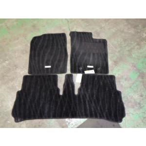 ムーヴ DBA-LA150S フロアマット   1台分セット　中古