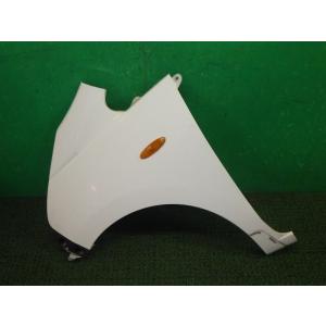 ムーヴ DBA-LA100S 左フロントフェンダー W09