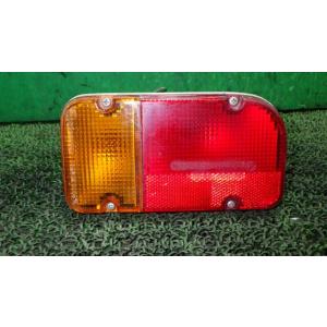 サンバー GD-TT2 右テールランプ OEW 2082A 中古