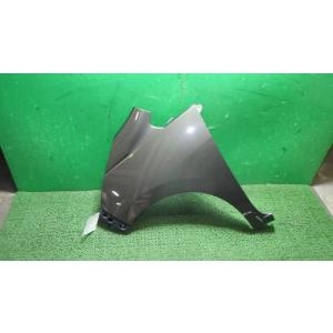 ムーヴ DBA-LA100S 左フロントフェンダー G52   53812-B2270 中古