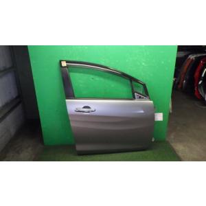 プレマシー DBA-CWEFW 右フロントドア 38P   中古