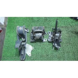 ルークス DBA-ML21S エンジンステー  11331-4A00A 中古