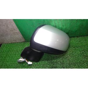ムーヴ DBA-LA100S 左サイドミラー T27   87940-B2F40 中古