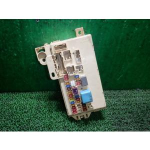 タント DBA-LA600S ヒューズボックス   82600-B2360 中古