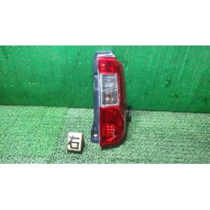 オッティ DBA-H91W 右テールランプ SAKAE  26550-6A0A4 中古
